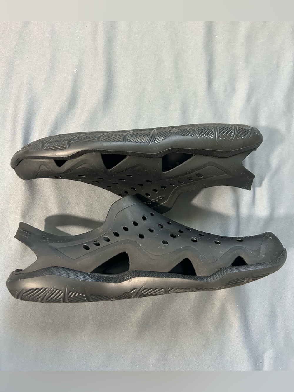Crocs Swiftwater Wave Sandals Black Slip On Water Shoes Men’s 8